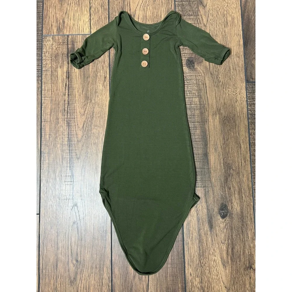 Caden Lane Olive Green Bamboo Knotted Baby Gown Henley Sleeper 0-3 Months